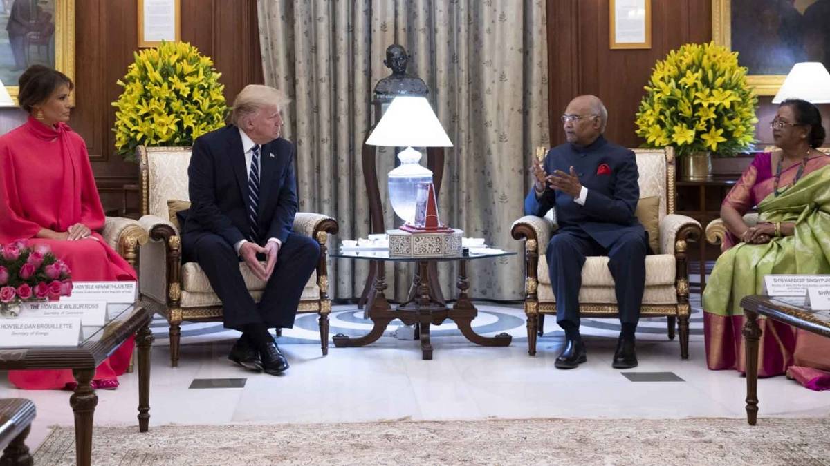 राष्ट्रपति भवन पहुंचे ट्रंप-मेलानिया (फोटो-ANI)