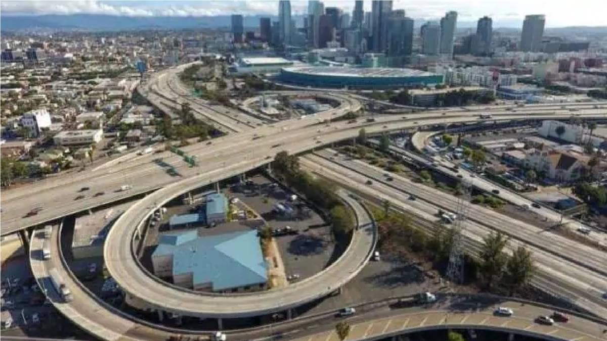 देश में कोरोना का कहर जारी