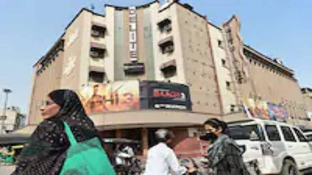 कोरोना वायरस से सभी स्कूल-कॅालेज बंद