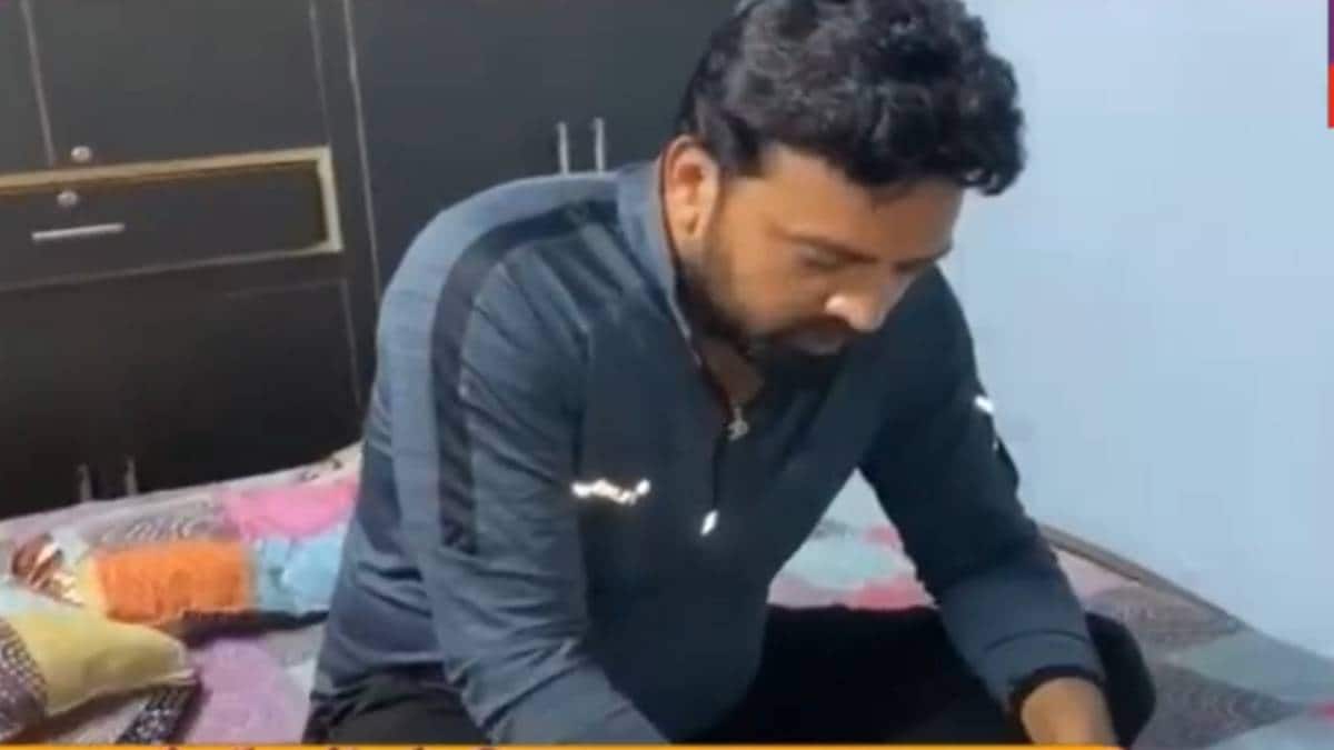 बुराड़ी के अनिल कौशिक