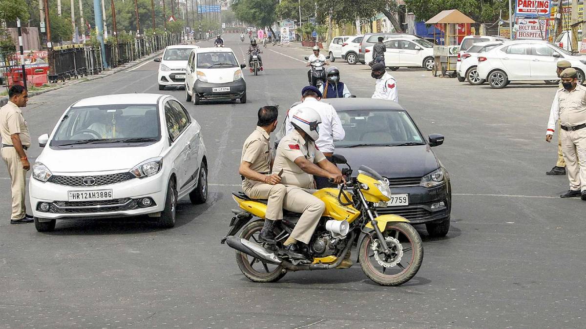 Lockdown declared in 548 districts of country