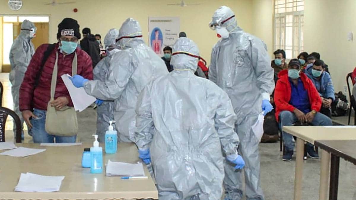 भारत में कोरोना की दस्तक (PTI)