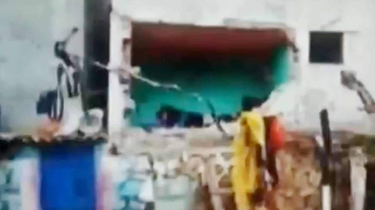 दिल्ली नॉनस्टॉप 100