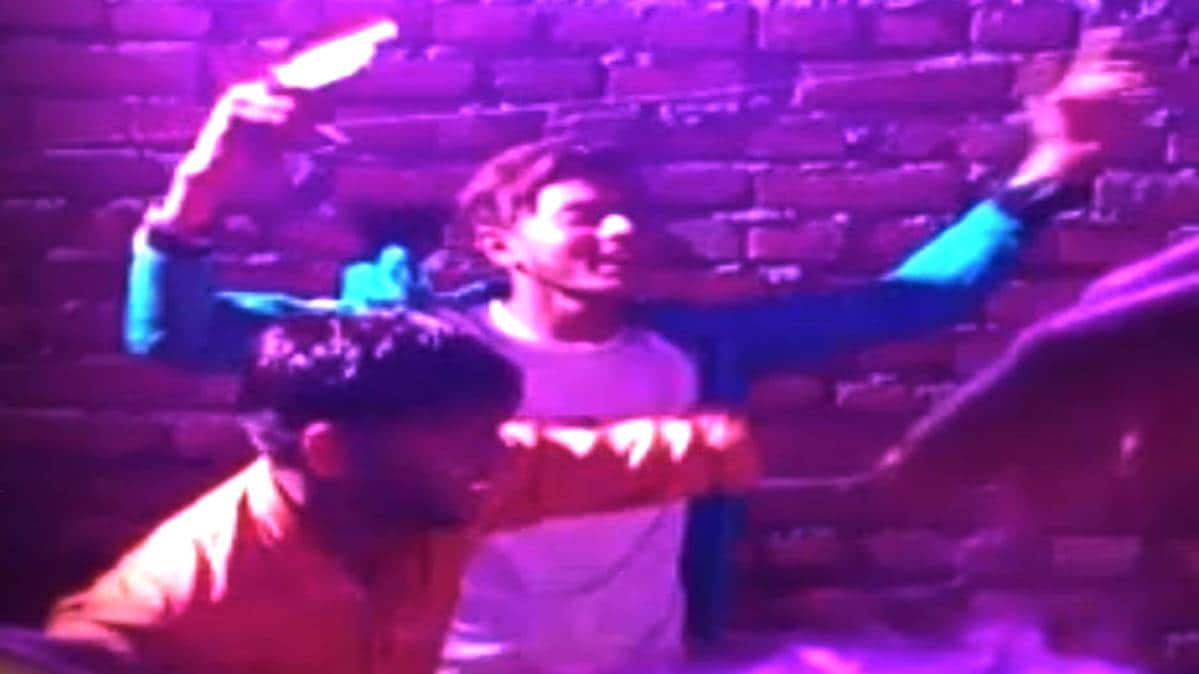 तमंचे पर डिस्को का वीडियो वायरल (वीडियो ग्रैब)