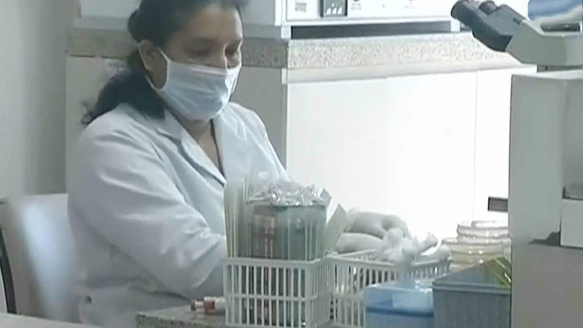 how the corona test is being done in private labs in India