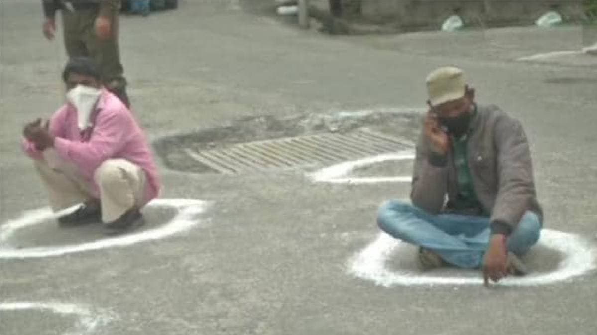 कोरोना का कहर जारी