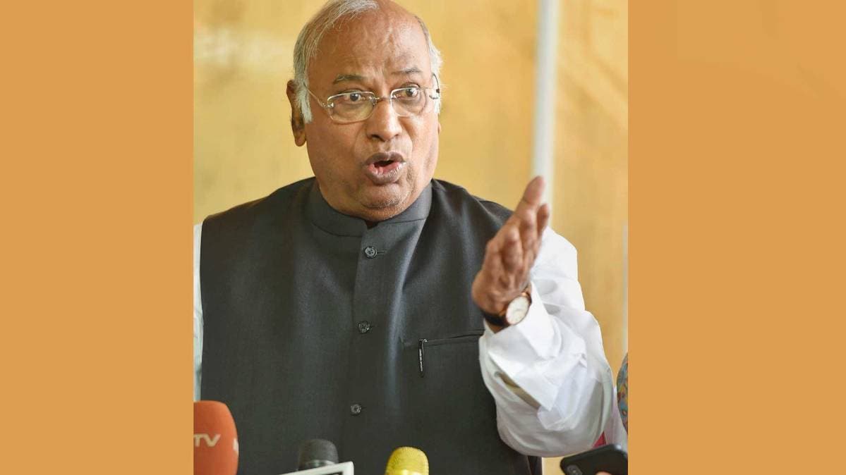 कांग्रेस नेता मल्लिकार्जुन खड़गे