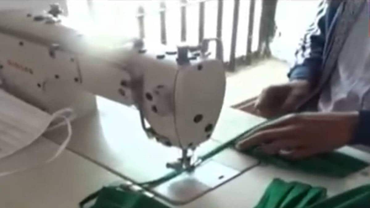 कैदी जेल में बना रहे सस्ते मास्क