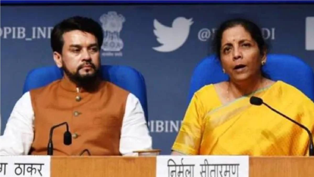 निर्मला सीतारमण और अनुराग ठाकुर (PIB)