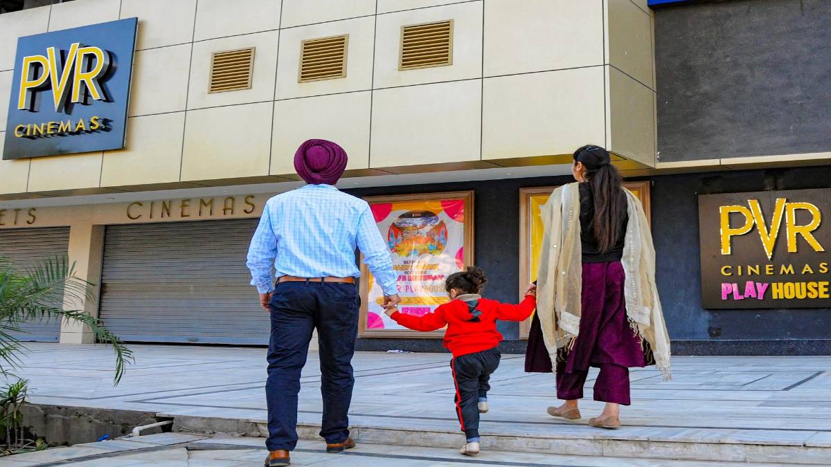 देश के 10 से अधिक राज्यों में लॉकडाउन, पंजाब में कर्फ्यू (File-PTI)