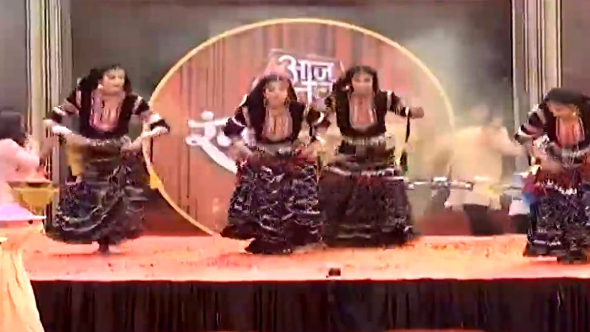 रंग रसिया