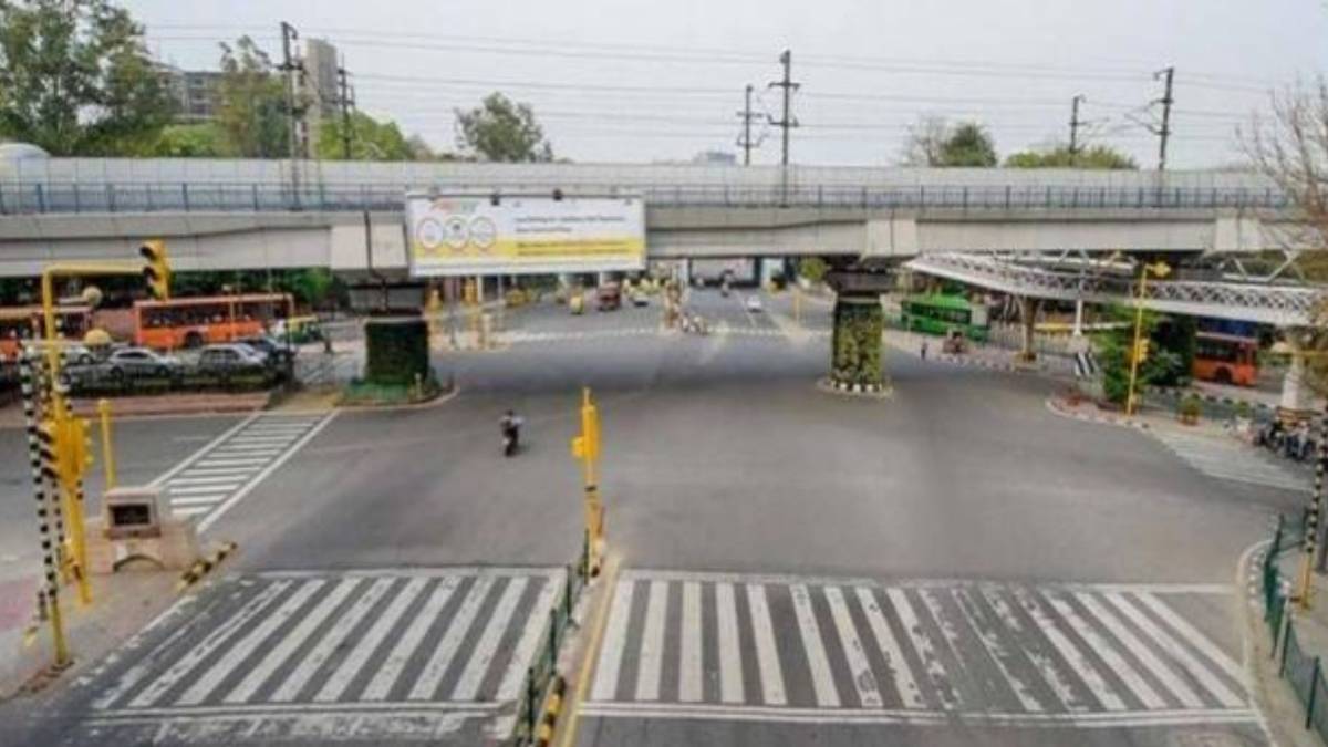 जनता कर्फ्यू के कारण सड़कों पर सन्नाटा (फाइल फोटो- आजतक)