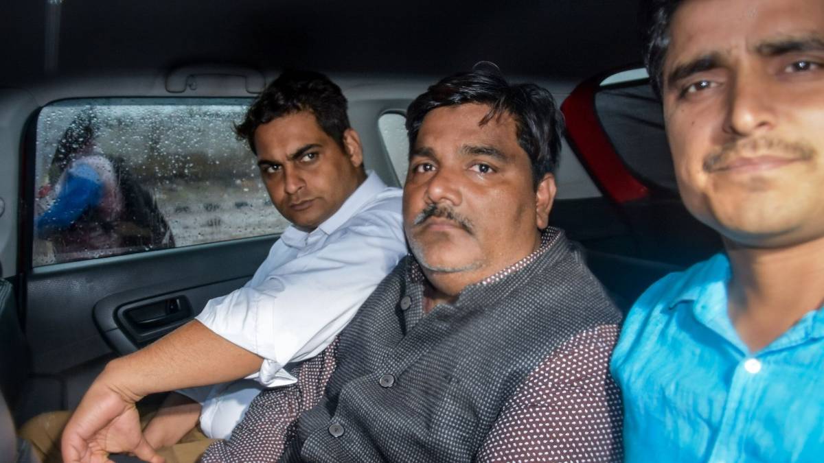 एक हफ्ते की पुलिस रिमांड पर निलंबित पार्षद ताहिर हुसैन