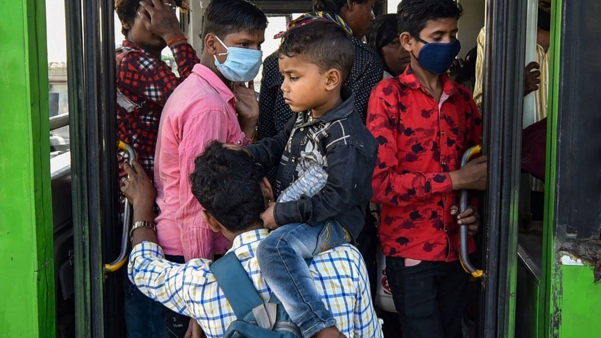 कोरोना वायरस से भारत में जंग जारी (File-PTI)