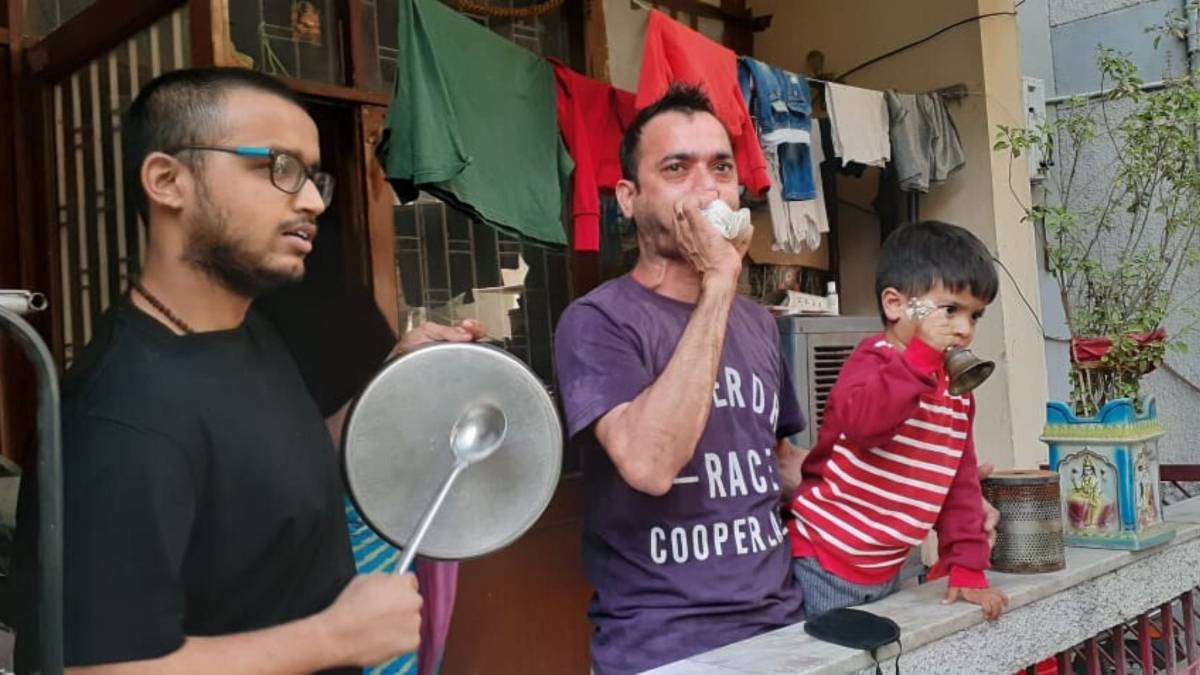 कोरोना के कर्मवीरों का लोगों ने किया शुक्रिया