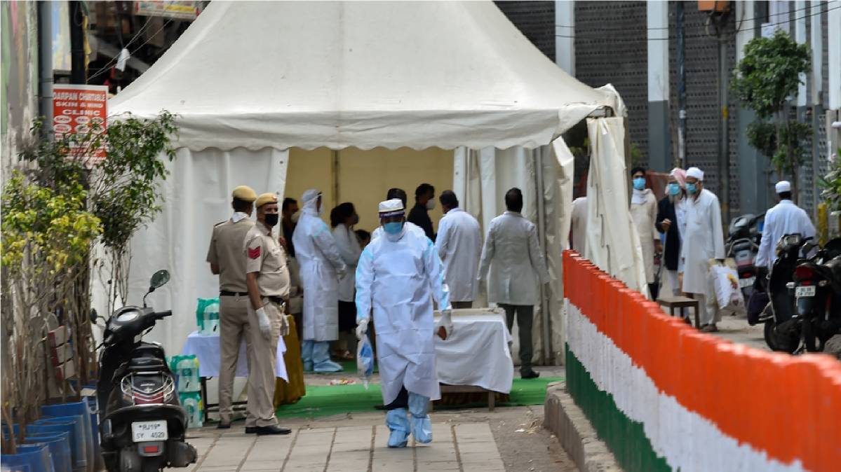 कोरोना का कहर जारी