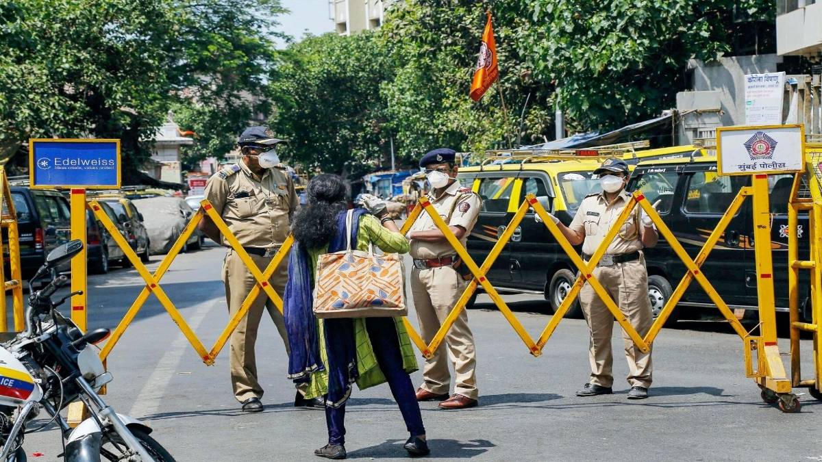 मुंबई के वर्ली इलाके 56 कोरोना संक्रमित सामने आए
