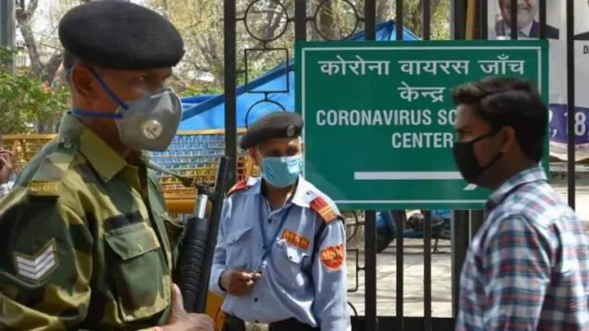 क्वारंटीन सेंटर से फरार हुए कोरोना संदिग्ध (File-PTI)