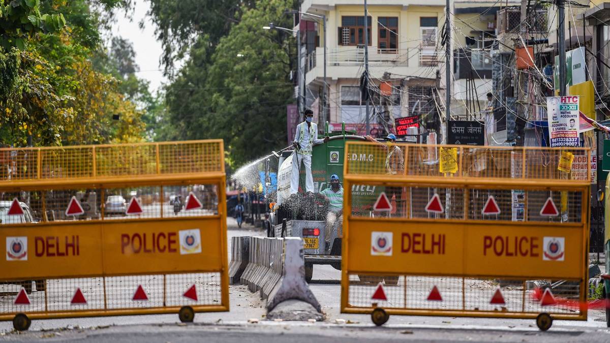 देश में कोरोना के मामलों में लगातार बढ़ोतरी (फोटो-PTI)