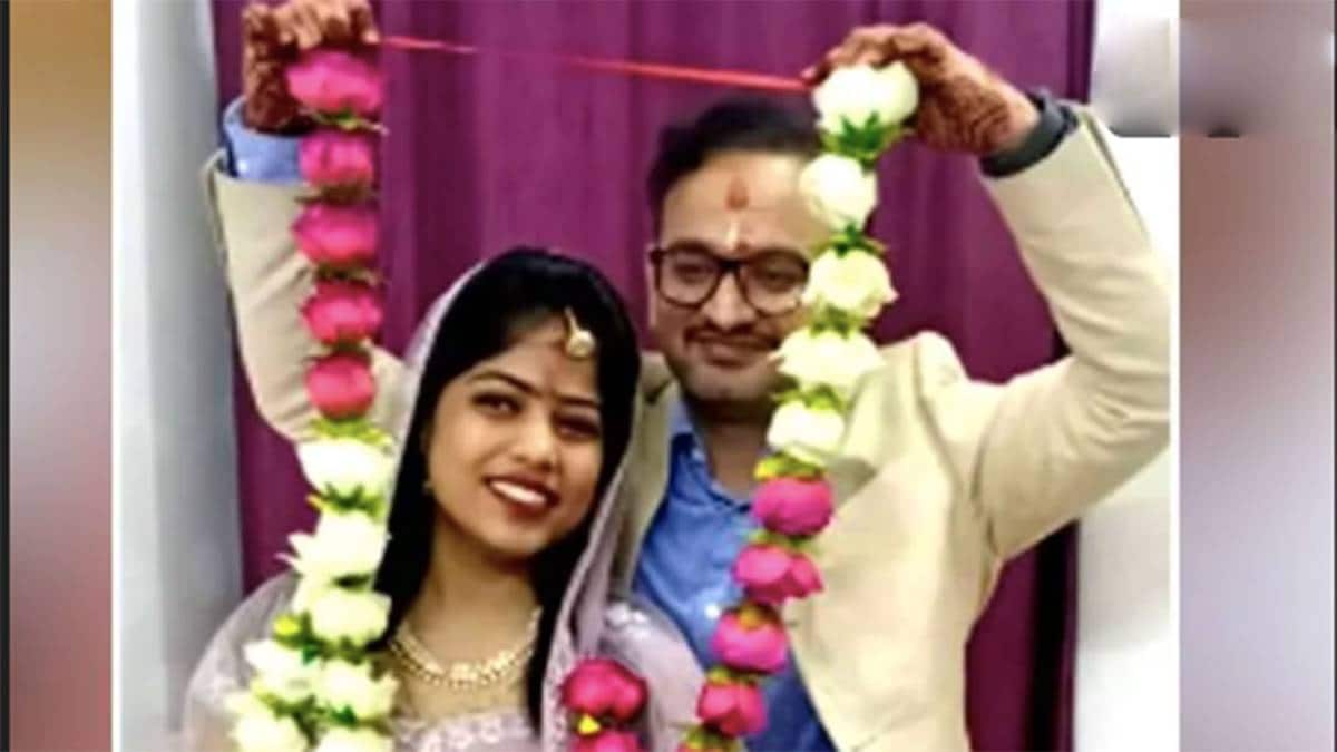 लॉकडाउन में फंसे तो की शादी