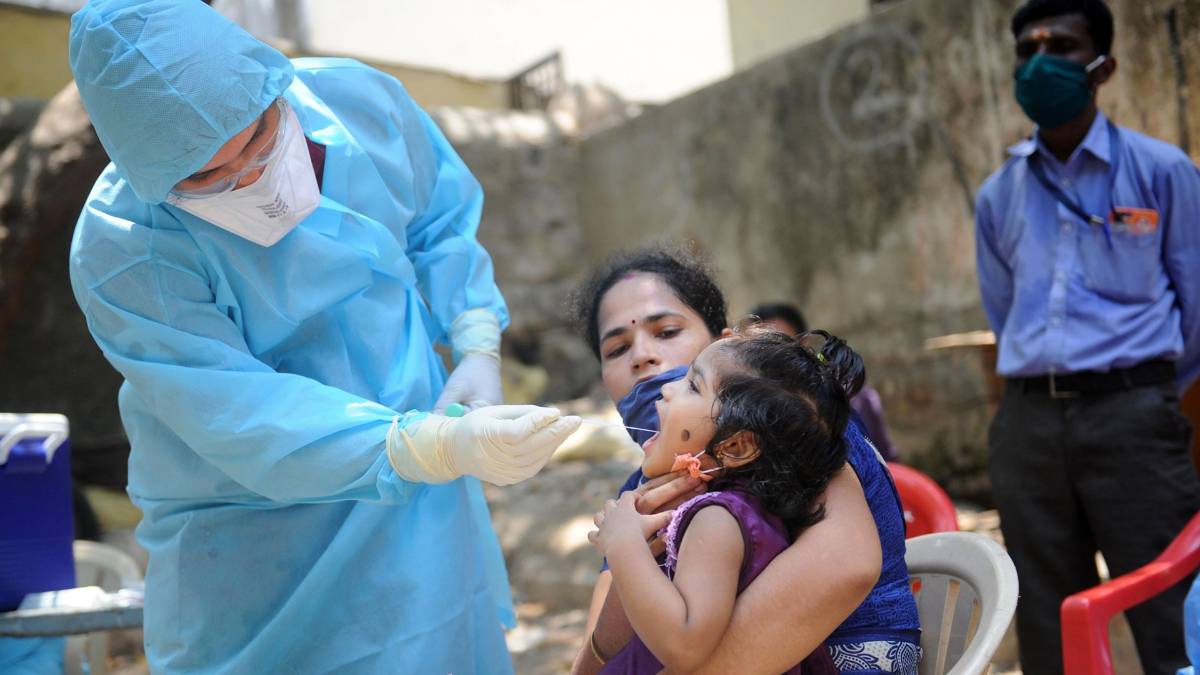 कोरोना से जुड़ी खबरें (फोटो-पीटीआई)