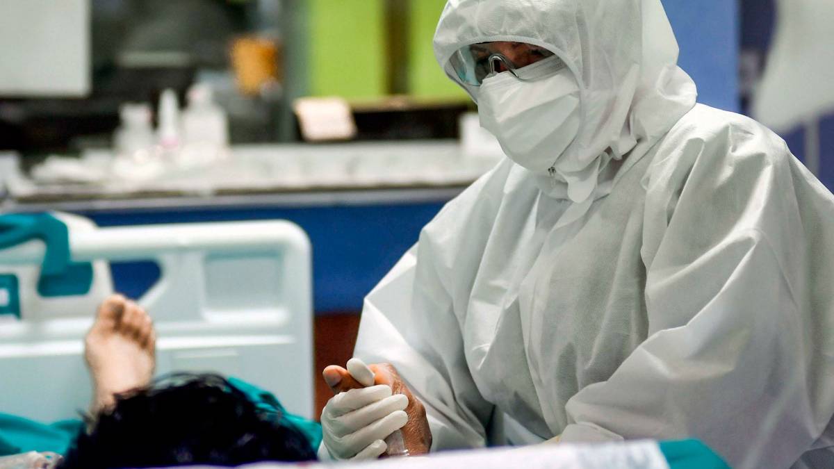 देश में कोरोना के मामलों में लगातार बढ़ोतरी (फोटो-PTI)