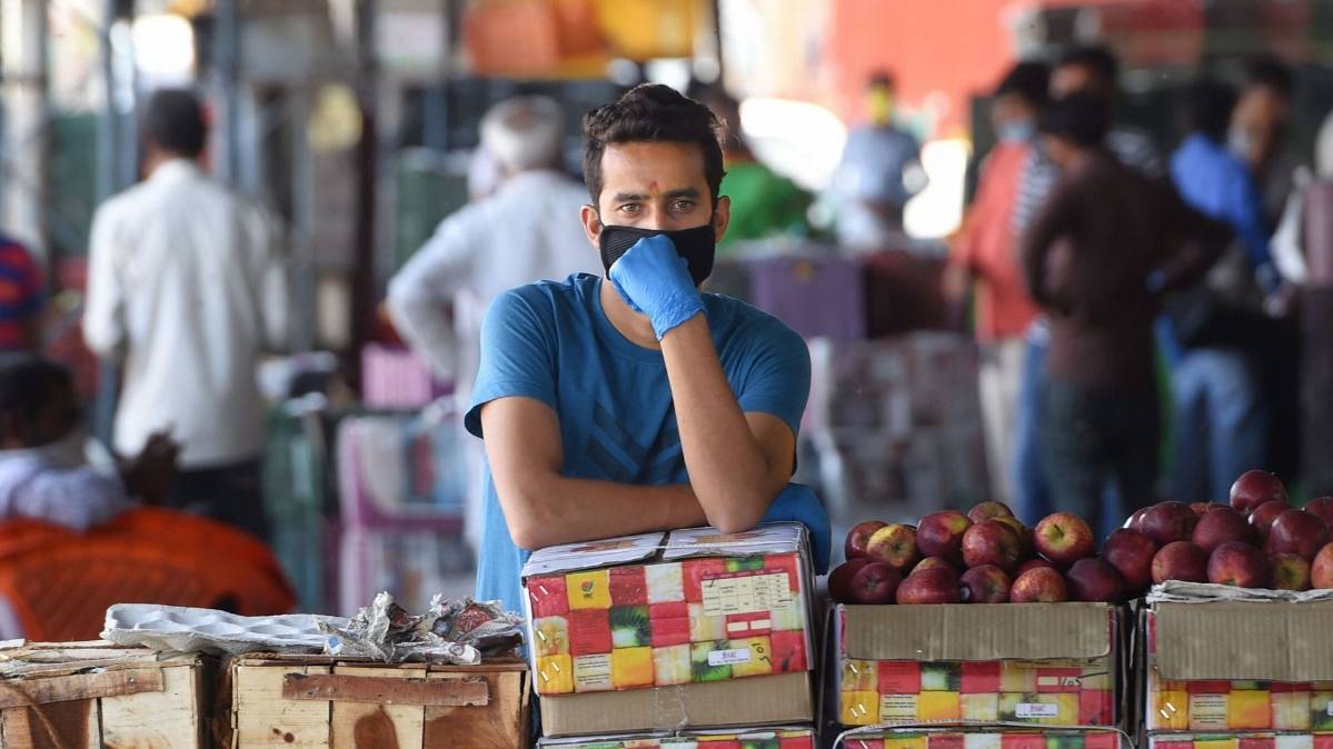एशिया की सबसे बड़ी मंडी में कोरोना का खतरा (Fie-PTI)