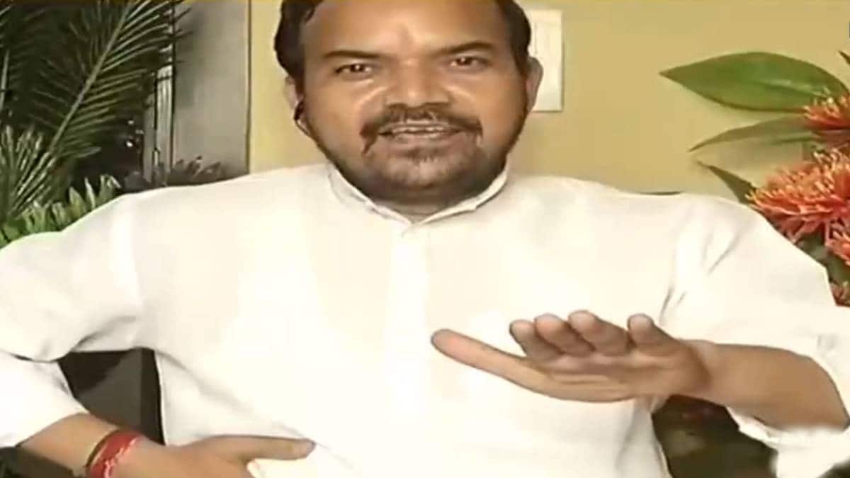 eAgenda Aaj Tak Live Streaming: Chini Virus, Desi Ilaaj Meenav Acharya Ram Gopal Dixit