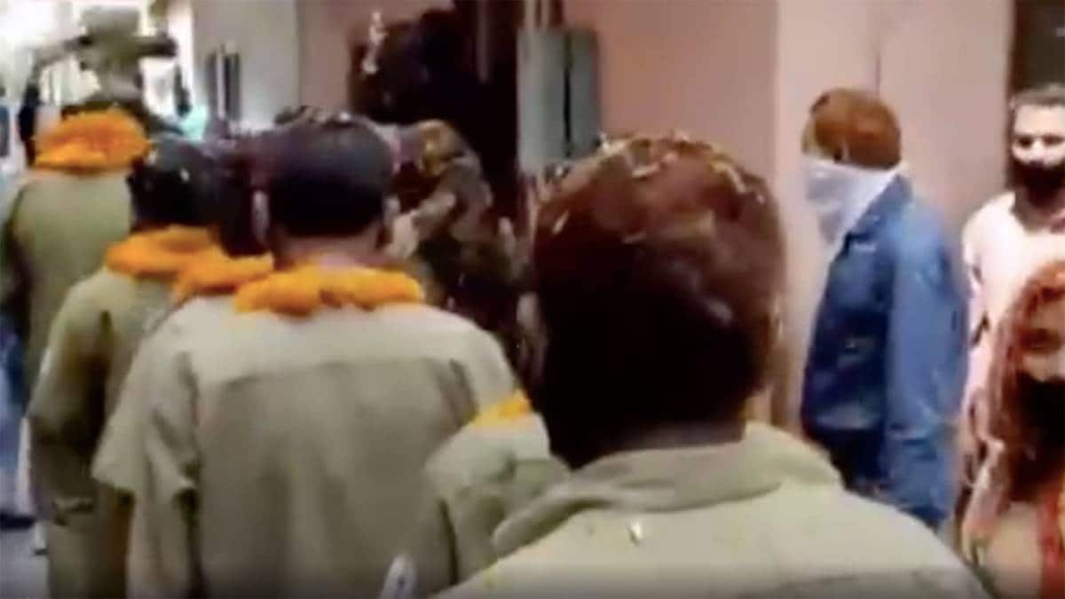 सफाईकर्मियों का सम्मान