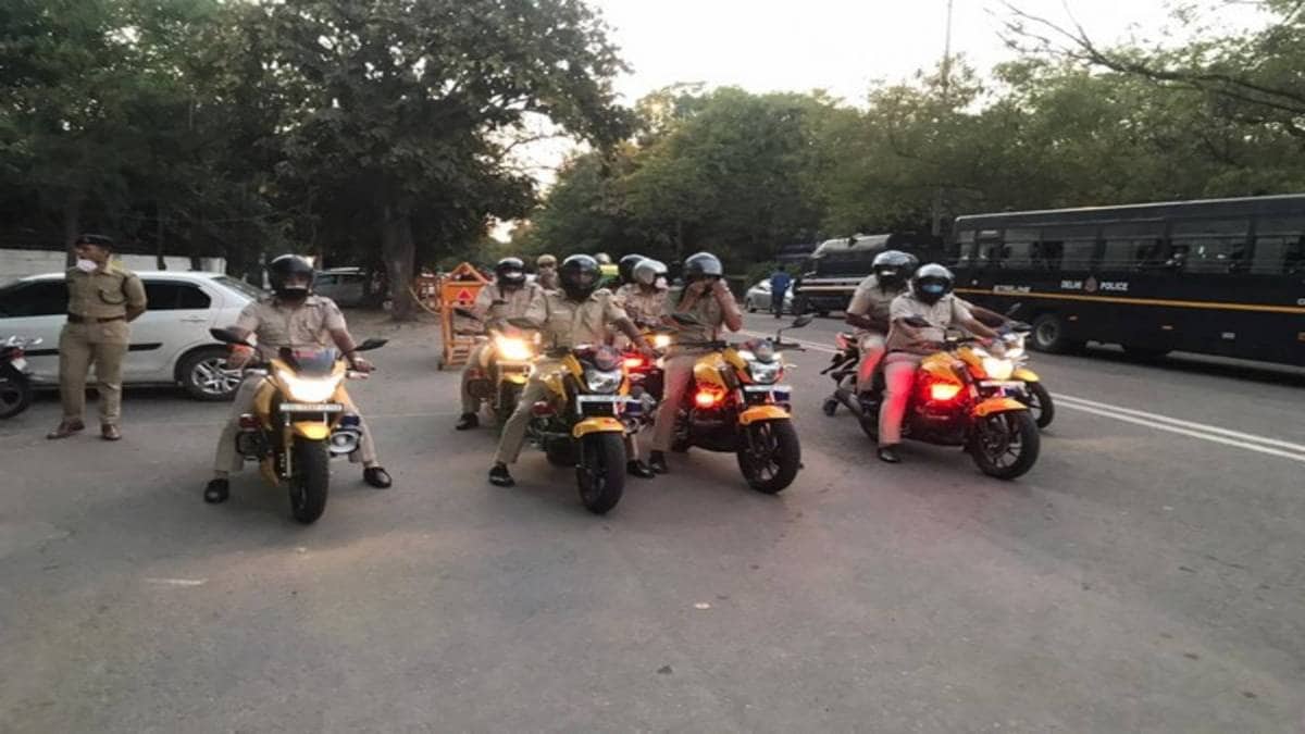कोविड पेट्रोलिंग के लिए दिल्ली पुलिस की 40 मोटरसाइकिल