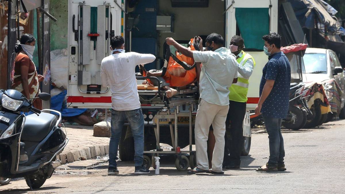 धारावी में दूसरा कोरोना पॉजिटिव केस (Photo-Reuters)