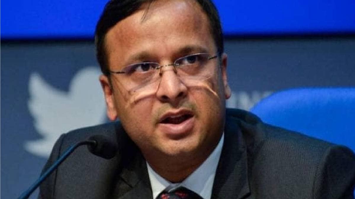 लव अग्रवाल