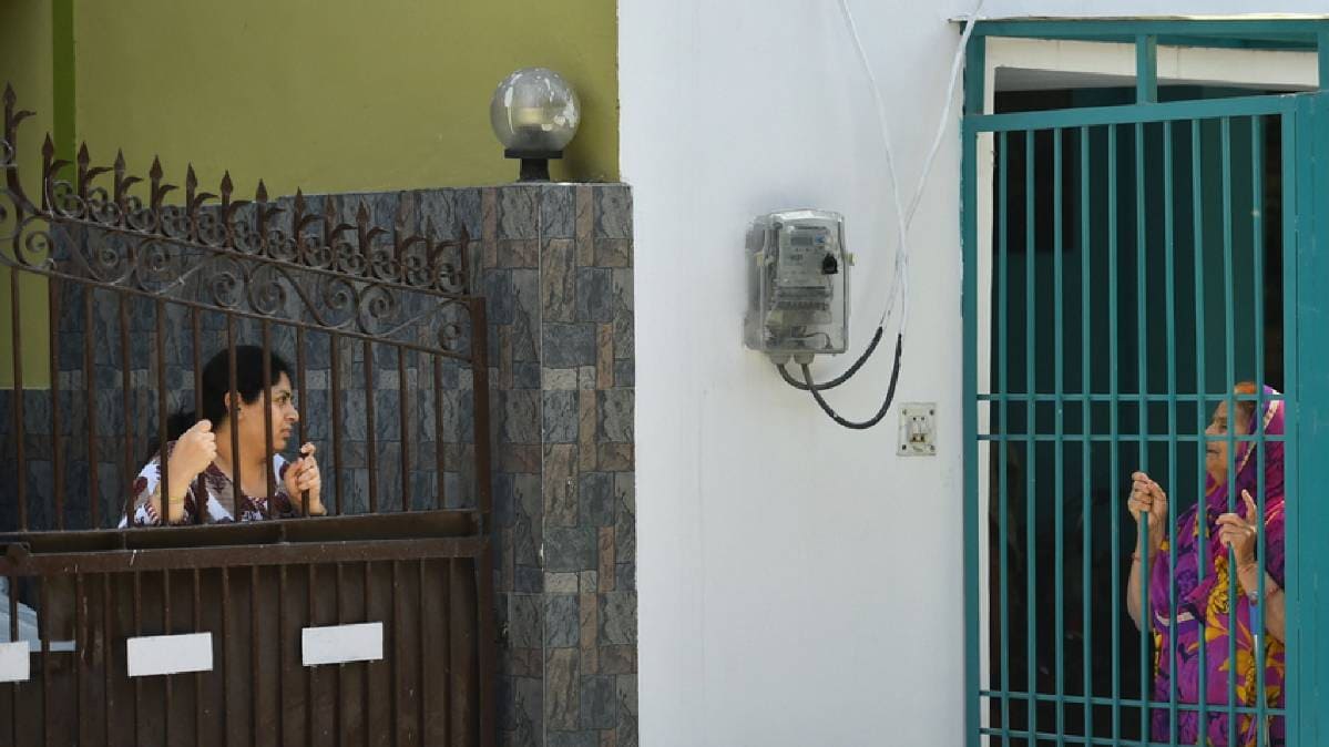 कोरोना का कहर जारी