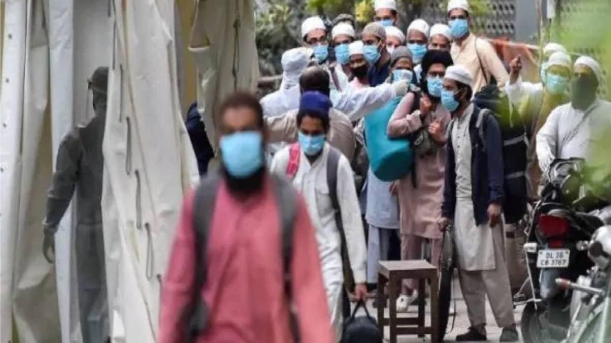 कोरोना के खिलाफ जंग जारी