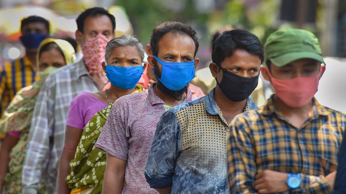 दिल्ली के हॉटस्पॉट इलाके पूरी तरह सील (File-PTI)