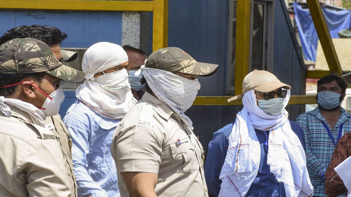 कोरोना मामले में 40 फीसदी गिरावट (File-PTI)