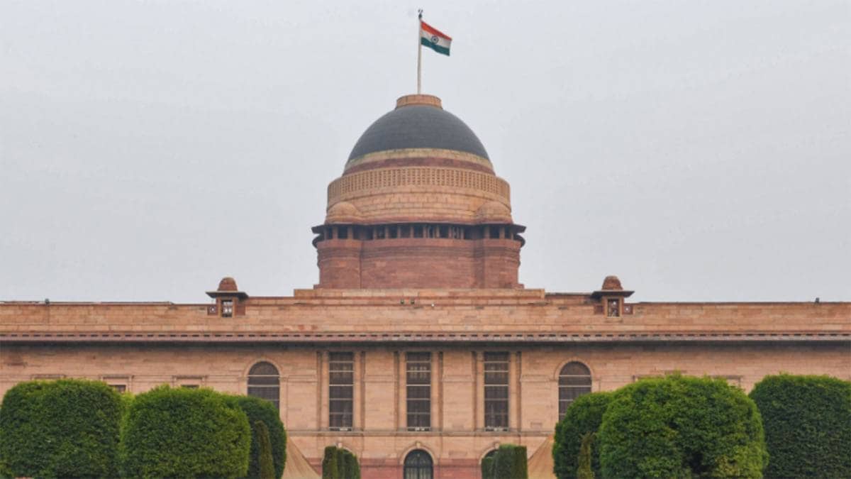 राष्ट्रपति भवन तक पहुंचा कोरोना (फोटो-पीटीआई)