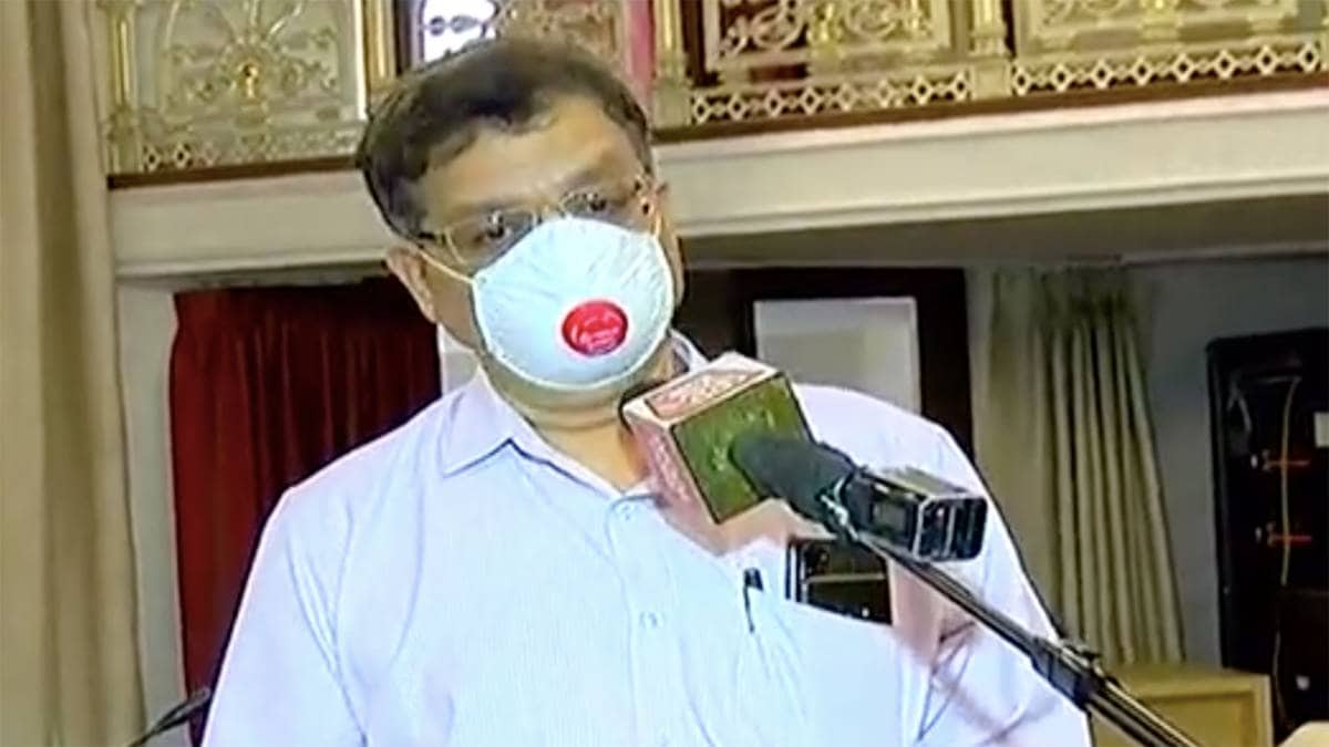 पुणे ड‍िवीजनल कम‍िश्नर दीपक म्हैसेकर