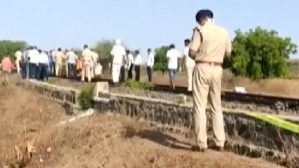 ट्रेन हादसे में मजदूरों की मौत