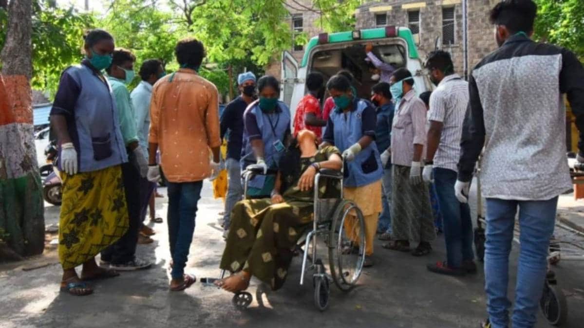 विशाखापट्टनम गैस कांड के सरकार ने दिए जांच के आदेश (Image: PTI)