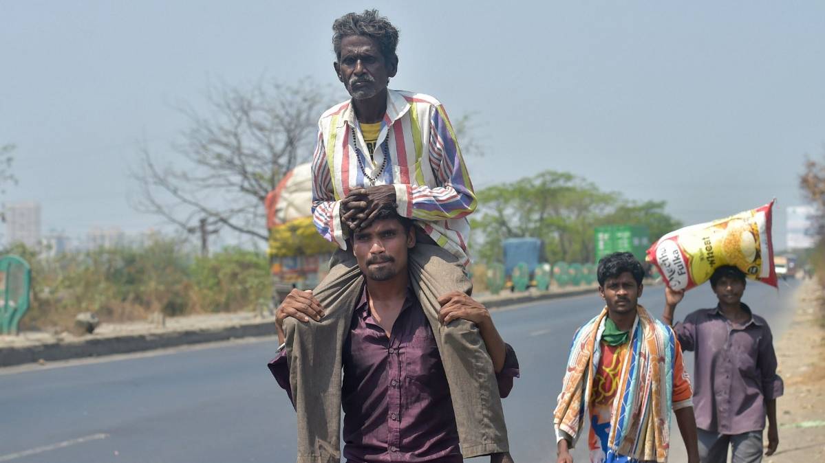 लॉकडाउन की मार से मजदूर परेशान (Fil-PTI)