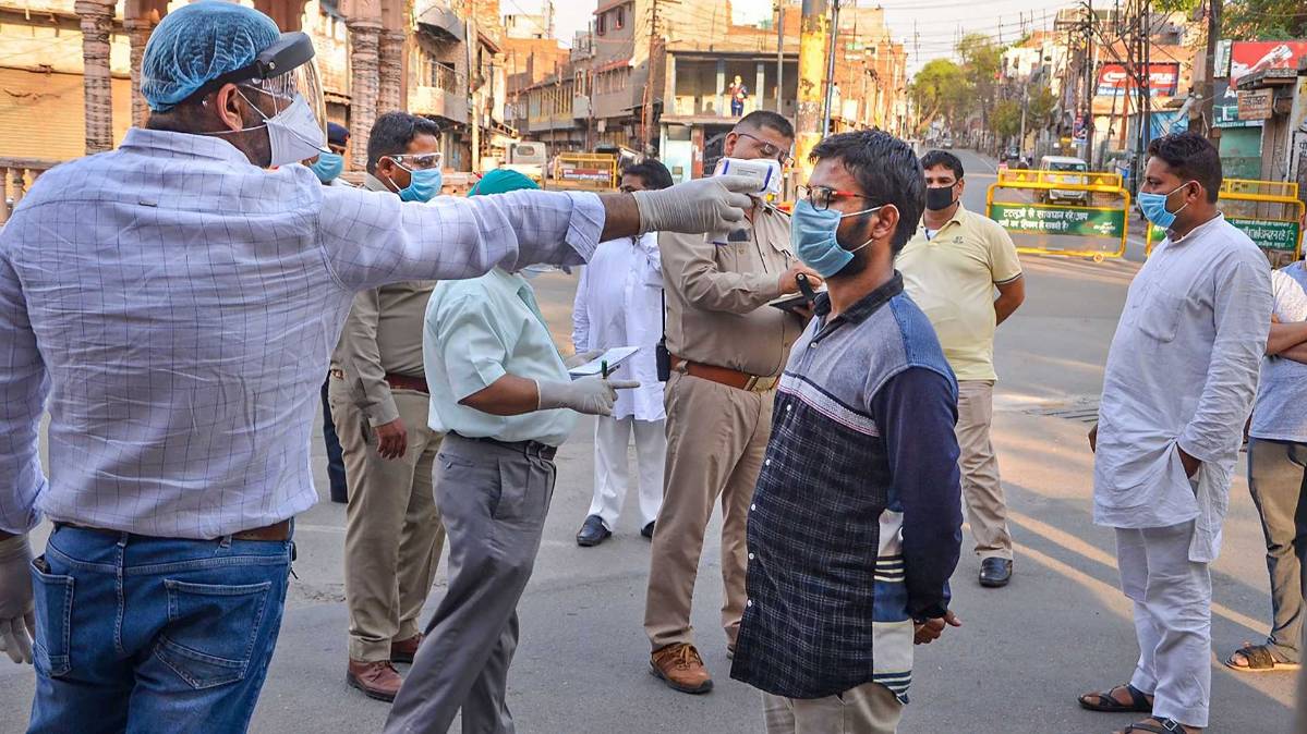 Coronavirus: प्रतीकात्मक तस्वीर (फोटो-PTI)