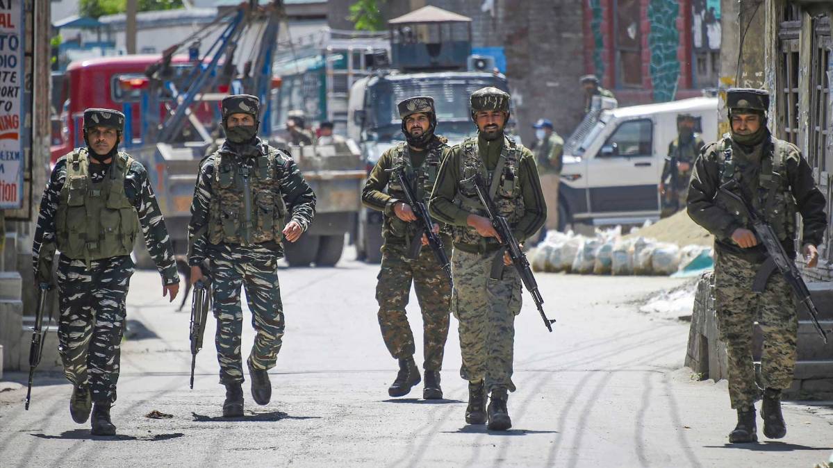 सुरक्षाबलों की बड़ी कामयाबी