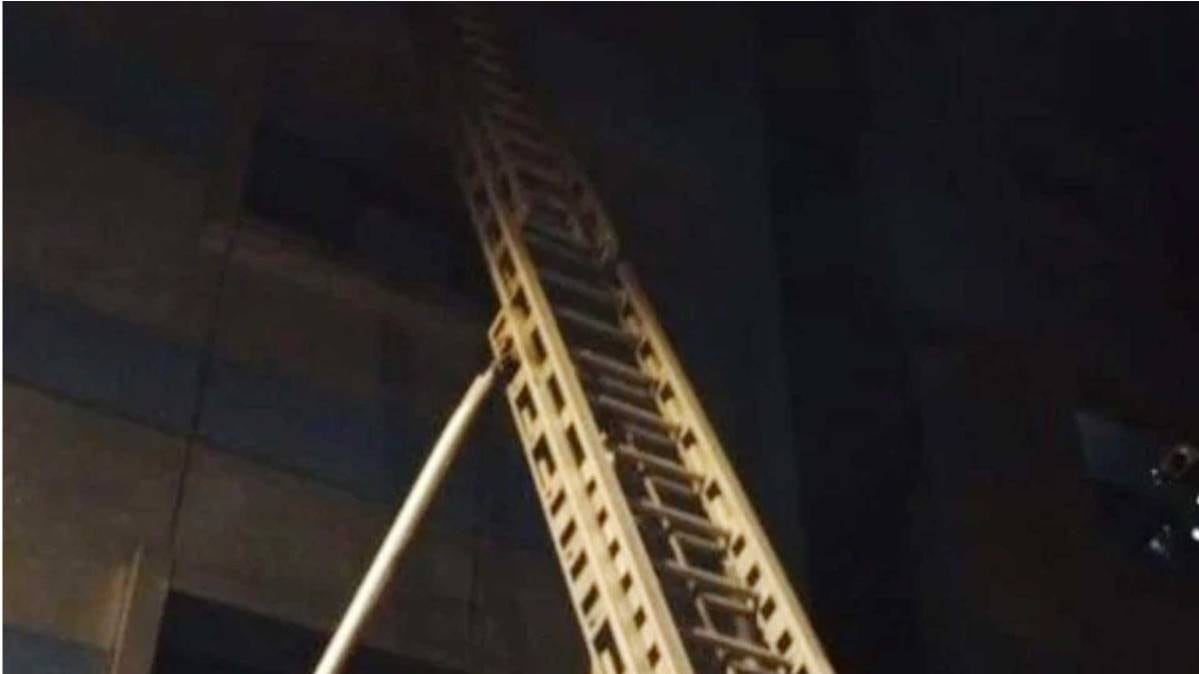 होटल फॉरचून में लगी आग पर काबू