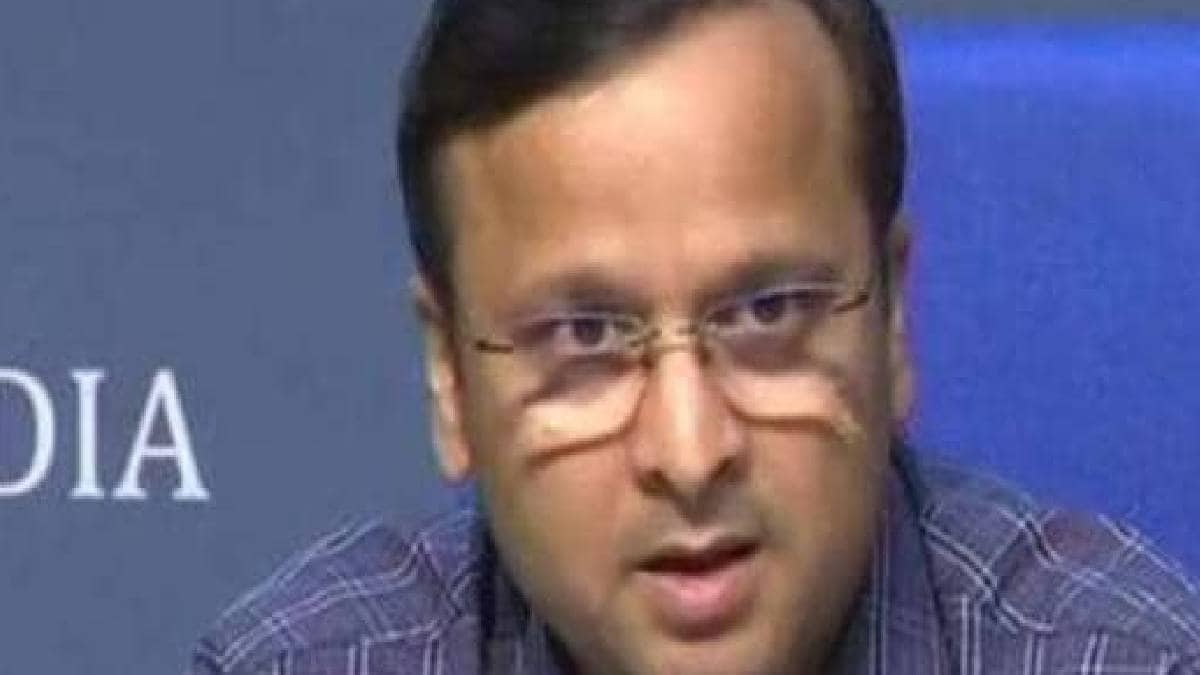 लव अग्रवाल