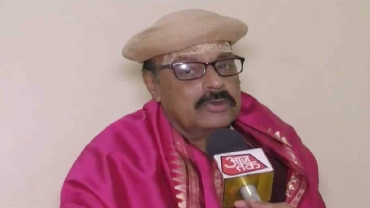 विश्वनाथ मंदिर के पूर्व महंत