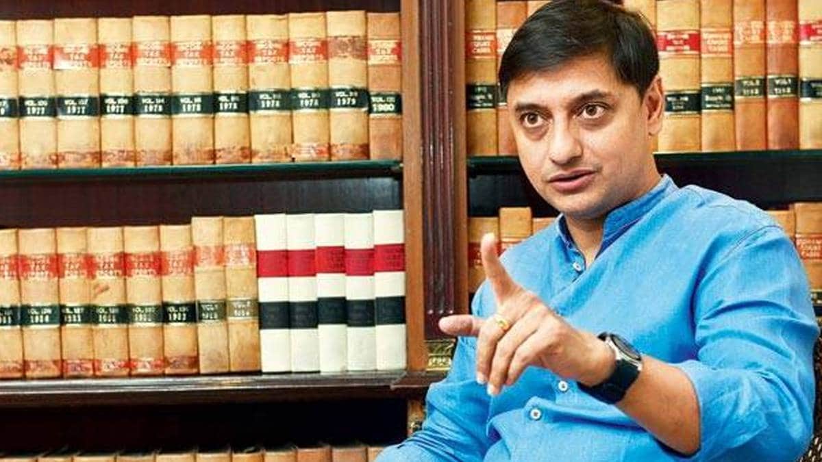 E-Agenda Aaj Tak Aatm Nirbhar Bharat: Sanjeev Sanyal (Photo- Mail Today)