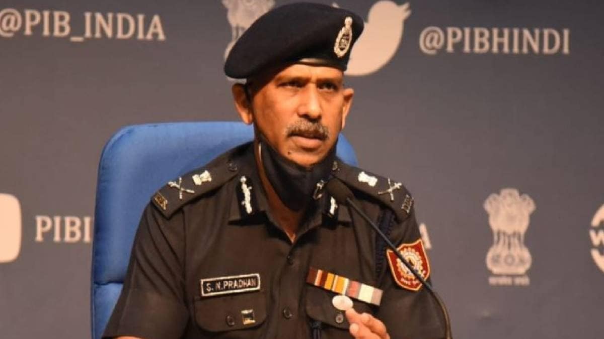 एनडीआरएफ के डीजी एस एन प्रधान
