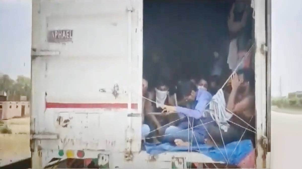 Sting Operation: migrant labourers pay heavy money to reach their home