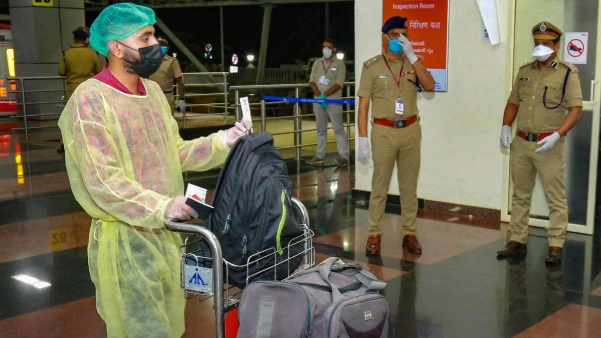 नागरिक विमानन के नियम में तबदीली  (File-PTI)